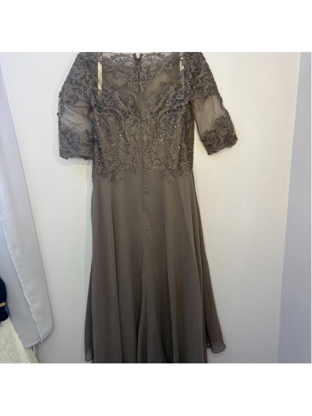 Evening/Formal Zuzana Dress (JJs House) Size 14 - Picture 15 of 16